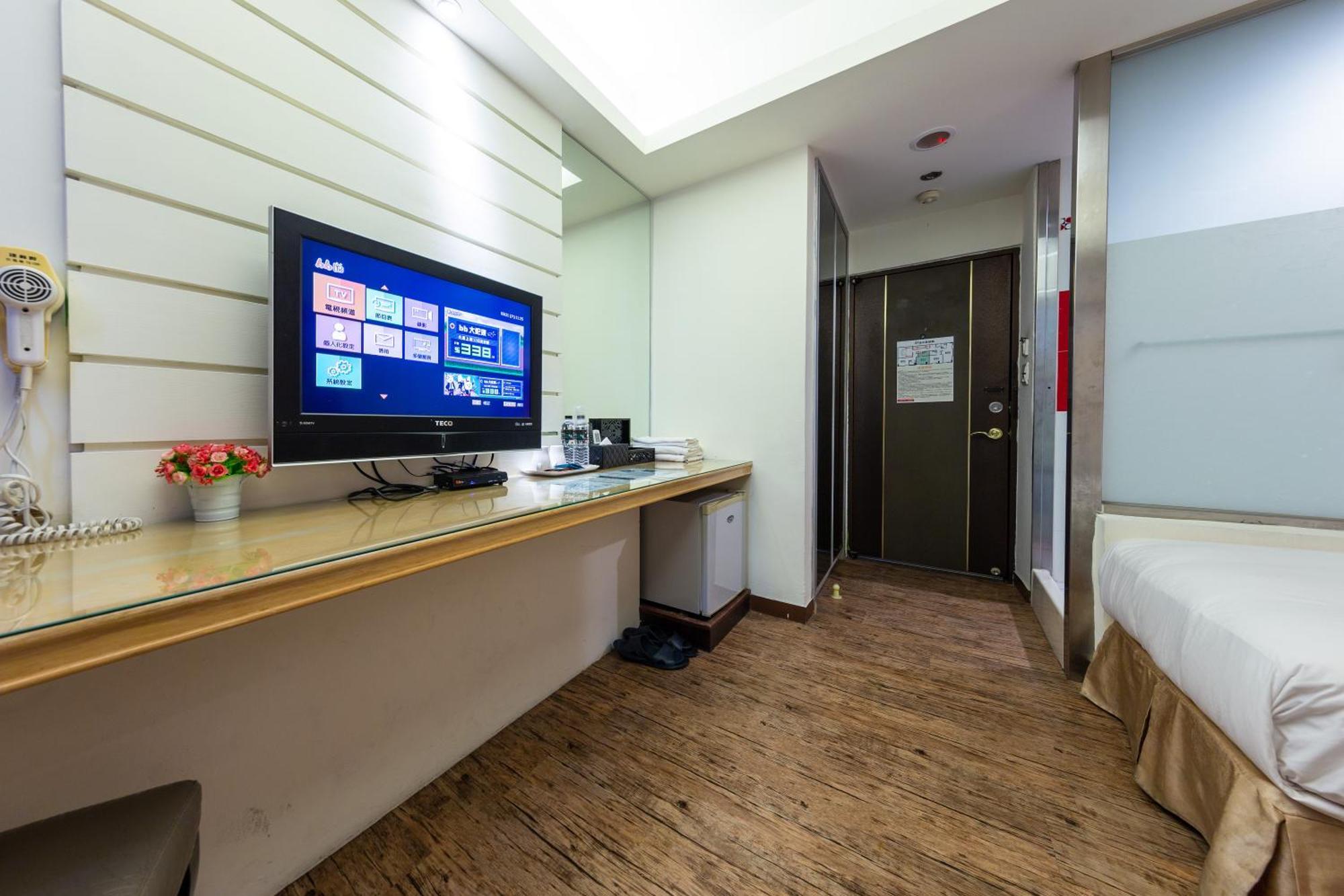 Newrise Hotel Kaohsiung Exterior photo